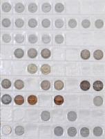 Vegyes ~76db-os korona-pengő-forint tétel 6db berakólapon, közte 1912. 2K Ag "Ferenc József&quo...