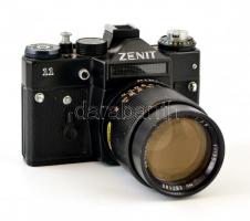 Zenit 11 fényképezőgép Revuenon-Special 135mm f/2.8 objektívvel, működőképes, jó állapotban / Vintage Soviet camera with 135mm f/2.8 lens, in good condition