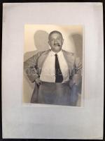 1935 B. Gömöri Sára aláírt, datált, vintage fotója, 23x17 cm, karton 40x30 cm