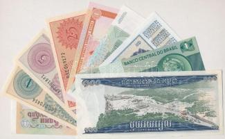 Vegyes 9db-os hajtatlan bankjegy tétel a világ minden tájáról T:I