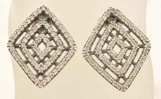 Ezüst(Ag) apró kövekkel kirakott rombuszos fülbevalópár, jelzett, 2×1,5 cm, bruttó: 2,7 g