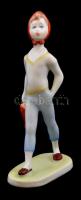 Aquincumi porcelán sétáló lány, kézzel festett, jelzett, kis kopásnyomokkal, m: 14 cm