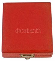 ~1959. "MHS Tartalékos Tiszti Tagozat" zománcozott fém jelvény eredeti tokban (41x31mm) T:...