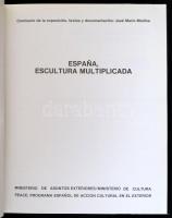 José Marín-Medina: Espana Escultura Multiplicada. hn., 1987, Ministerio de Cultura. Spanyol nyelven....