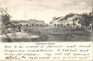 1907 Vajdahunyad, Hunedoara; Piactér, Klein Adolf, Csúts Károly üzlete. Kiadja Spörl Gusztáv / marketplace, shops (EK)