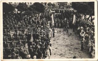 1938 Ipolyság, Sahy; bevonulás / entry of the Hungarian troops (lyuk / hole)