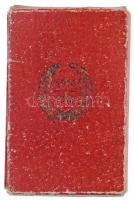 Ausztria 1932. "Háborús Emlékérem 1914-1918" aranyozott Br kitüntetés, hátlapon "GRIE...