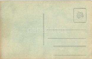 Budapest I. Budai vár bejárata a turul szoborral. photo