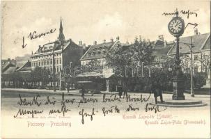 1905 Pozsony, Pressburg, Bratislava; Kossuth Lajos tér, sétatár, óra oszlop, villamos. Bediene dich allein / square, promenade, clock column, tram