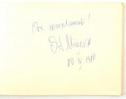 1979 Operaénekesek balett-táncosok aláírásai saját készítésű autogramm füzetben: 42 db Nicolai Gedda, Tokodi Ilona, Giacomo Aragall, Fülöp Viktor, Orosz Adél, Miller Lajos, Kosfalvy Róbert és sokan mások.
