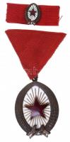 1964. A Munka Érdemrend bronz fokozata, zománcozott Br kitüntetés szalagon, miniatűrrel és szalagsávval, tokban T:1-