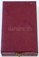 1985. "A Munka Érdemrend" ezüst fokozata, zománcozott és ezüstözött Br kitüntetés szalagon...