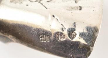 Ezüst teaadagoló kanál figurális díszítéssel. Jelzett. 18 g 12 cm