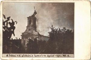 1922 Bács, Batsch, Bac; Római katolikus plébánia templom égése után / church ruins after the fire (gyűrődések / creases)