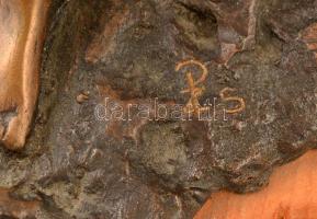 Papp Zsuzsa (1952-): Gyémánt. Bronz, jelzett, fa talapzaton, m: 15 cm, 17×12 cm