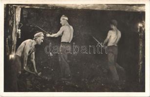 Tatabánya - 9 db régi városképes lap / 9 pre-1945 town-view postcards