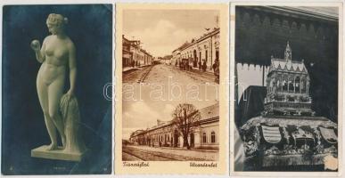 50 db főleg RÉGI képeslap: magyar és külföldi városok és motívumok. vegyes minőség / 50 mostly pre-1...