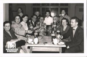 1958 Beer drinking, Mathaser Bierstadt advertisement, group photo