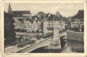 Tübingen, Eberhardbrücke / bridge, military parade (crease)