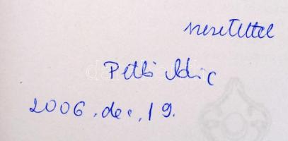 Dr. Pethő Mária: A karácsonyi ünnepkör hagyományos ételei a Kárpát-medencében. Bp.,2006., Püski. Kia...
