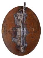 ~1930-1940. "Önkéntes ápolónő" zománcozott fém jelvény (39x49mm) T:2 cserélt tű