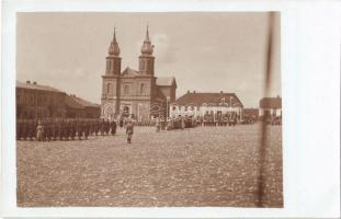 Osztrák-magyar katonák gyülekezője Slomnikiben / WWI Austro-Hungarian K.u.K. military, soldiers rally at the main square of Slomniki in front of the Corpus Christi church. photo