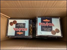 Átnézetlen képeslapgyűjtemény hagyatékból 13 db kekszes papír dobozban