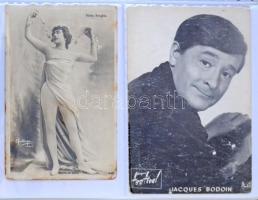 Kb. 100 db RÉGI motívum képeslap albumban: színészek és színésznők. vegyes minőség / Cca. 100 motive...