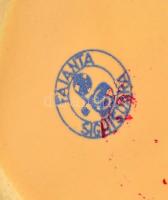 Faianta Sighisoara figura, kézzel festett, jelzett, apró kopásnyomokkal, m:14,5 cm