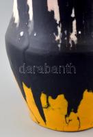 Gorka Lívia (1925-2011): Fekete-fehér váza. Festett mázas kerámia, jelzett, apró kopásnyomokkal, m:2...