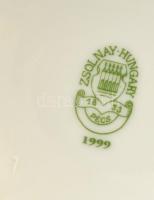 Zsolnay Pompadour mintás váza, kézzel festett, jelzett, apró kopásnyomokkal, m:18 cm