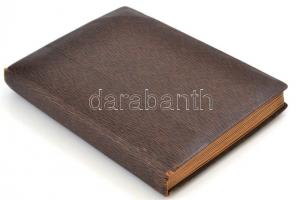 Fotóalbum, amelyben 48 db privát fénykép található, kb. 1910 és 1945 között készültek, az album is j...