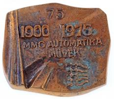 1975. MMG (Mechanikai Mérőműszerek Gyára) Automatika Művek 75 éves Br plakett (102x121mm) T:2 patina