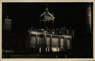 1938 Budapest, XXXIV. Nemzetközi Eucharisztikus Kongresszus főoltára, este. So. Stpl