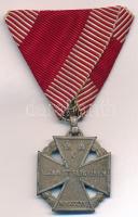 1916. "Károly-csapatkereszt" cink kitüntetés mellszalagon T:2 
Hungary 1916. "Charle...