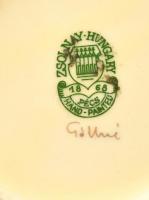 Zsolnay virágmintás porcelán váza, kézzel festett, jelzett, apró lepattanásokkal, m:27,5 cm