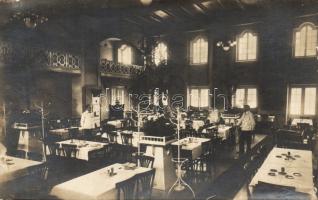 Gyöngyös restaurant win Riß