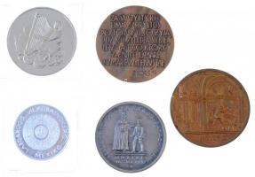 5db-os vegyes magyar és külföldi emlékérem tétel, közte Bognár György (1944-) 1986. "Labdarúgó ...