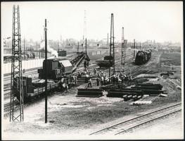 1958 Vasúti pálya építése, 3 db fotó, 24×18 cm