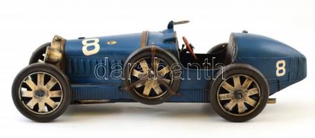 Régi versenyautó fém makettje, kis kopásnyomokkal,  34×13 cm