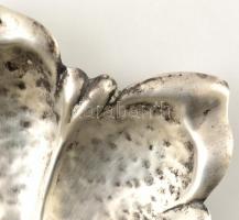 Ezüst(Ag) leveles tál, jelzett, 15×13,5 cm, nettó: 58,2 g