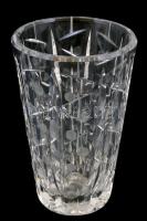 Metszett üveg váza, karcolásokkal, apró csorbákkal, m: 15,5 cm