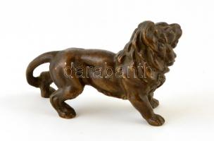 Oroszlán, bronz figura, 10×6 cm