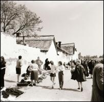 cca 1960-1980 Kecskeméti városrészletek, 10 db fotónegatív, 6×6 cm