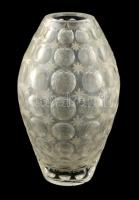 Ólomkristály csiszolt váza, alján csorbával, m: 26 cm