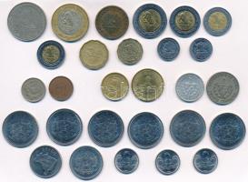 28db-os vegyes külföldi fémpénz tétel, közte Argentína (2db), Brazília (11db), Dominikai Köztársaság...