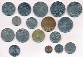 17db-os vegyes külföldi érme tétel, közte Ausztrália (8db), Fidzsi (1db), Szingapúr (3db), Új-Kaledónia (1db), Új-Zéland (4db) T:2,2- 17pcs of various coins, including Australia (8pcs), Fiji (1pc), Singapore (3pcs), New Caledonia (1pc), New Zealand (4pcs) C:XF,VF