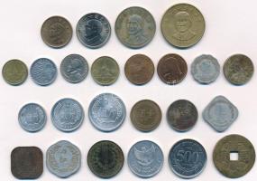 24db-os vegyes külföldi érme tétel közte Brit Észak-Borneó, Kína, Panama, Tajvan T:2-3 24pcs of various coins, inlcuding British North Borneo, China, Panama, Taiwan C:XF-F