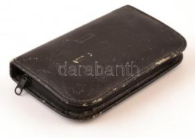 Manikűr készlet borotvával, eredeti tokjában, tok kopásnyomokkal, hiánytalan