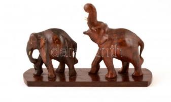 Indiai elefántok faragott fa szobor. 24x14 cm